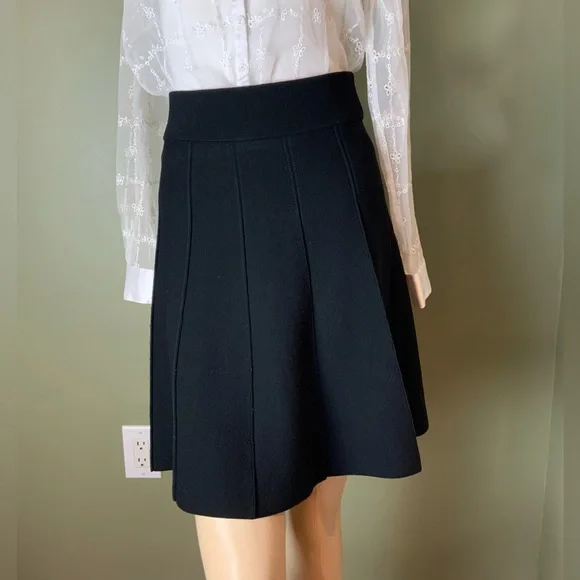 Ann Taylor black mini skirt size xs - Picture 1 of 6